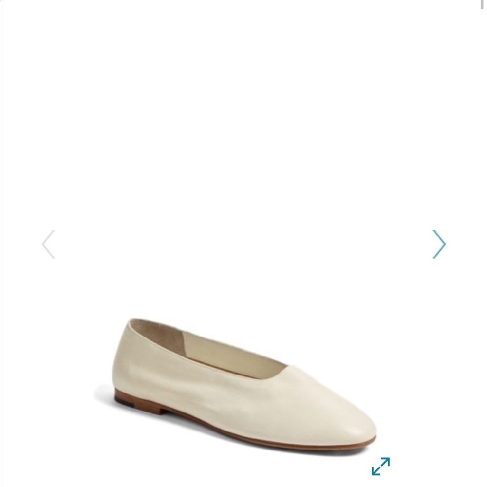 Vince Maxwell Flat